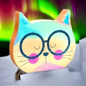 SHINY CAT DECOR NWT